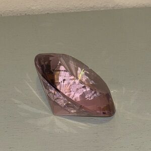 PINK FACETED CRYSTAL DIAMOND SHAPE PAPER WEIGHT